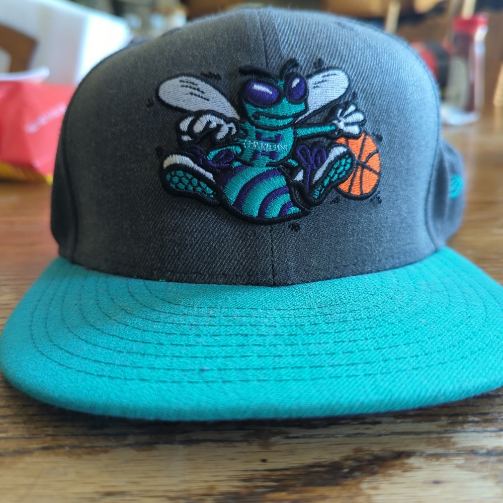 New Era Charlotte Hornets Snapback Hat. Hardwood Classics. Make Me An Offer.